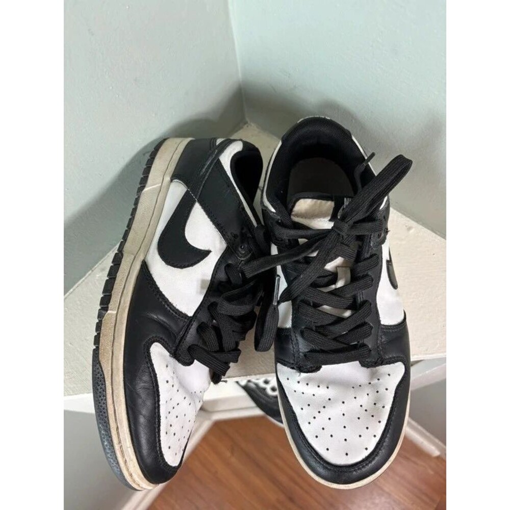Nike Dunk Low Retro "Panda" Sneakers Shoes Men’s Size 8